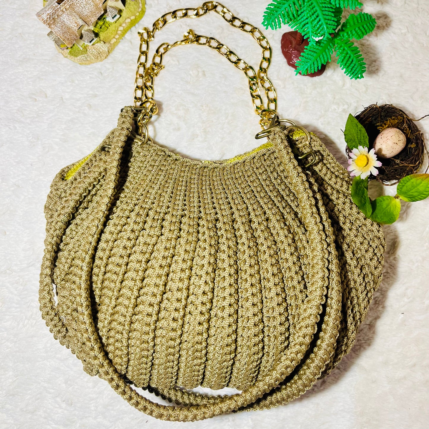 Veloura Gold Crochet Bag